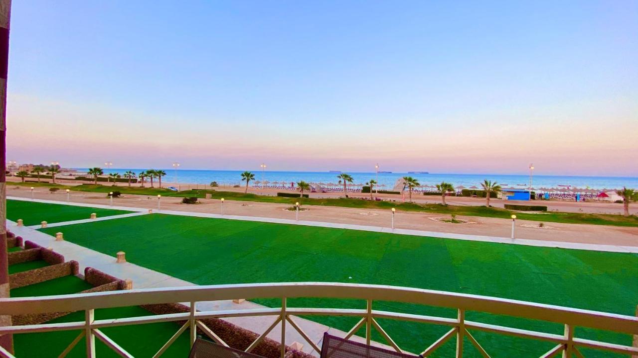 Porto South Beach Royal Sea View Families صف اول بحر مباشر Ajn Suchna Zewnętrze zdjęcie