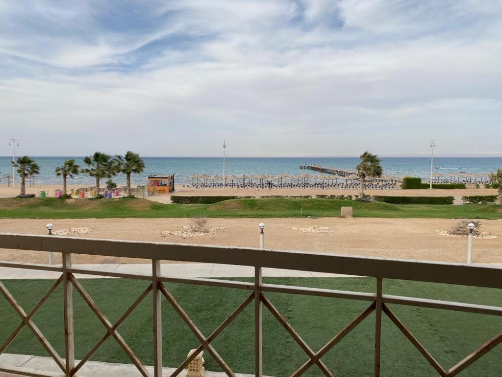 Porto South Beach Royal Sea View Families صف اول بحر مباشر Ajn Suchna Zewnętrze zdjęcie