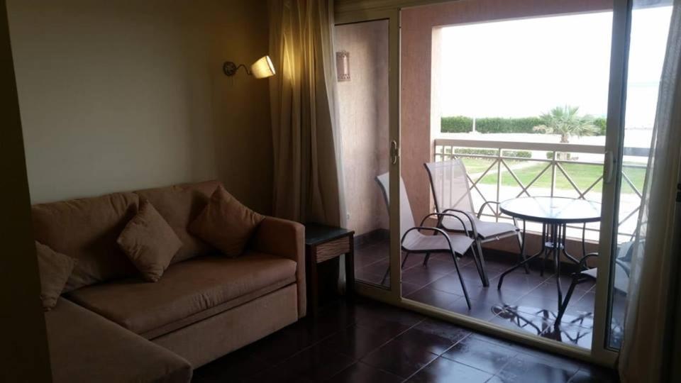 Porto South Beach Royal Sea View Families صف اول بحر مباشر Ajn Suchna Zewnętrze zdjęcie