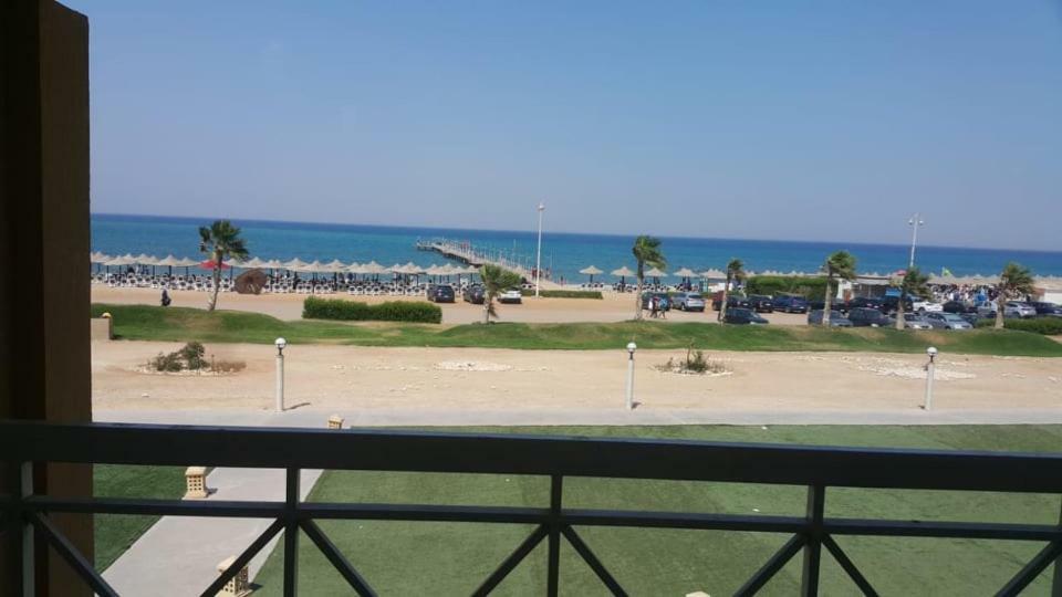 Porto South Beach Royal Sea View Families صف اول بحر مباشر Ajn Suchna Zewnętrze zdjęcie