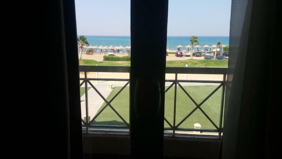 Porto South Beach Royal Sea View Families صف اول بحر مباشر Ajn Suchna Zewnętrze zdjęcie